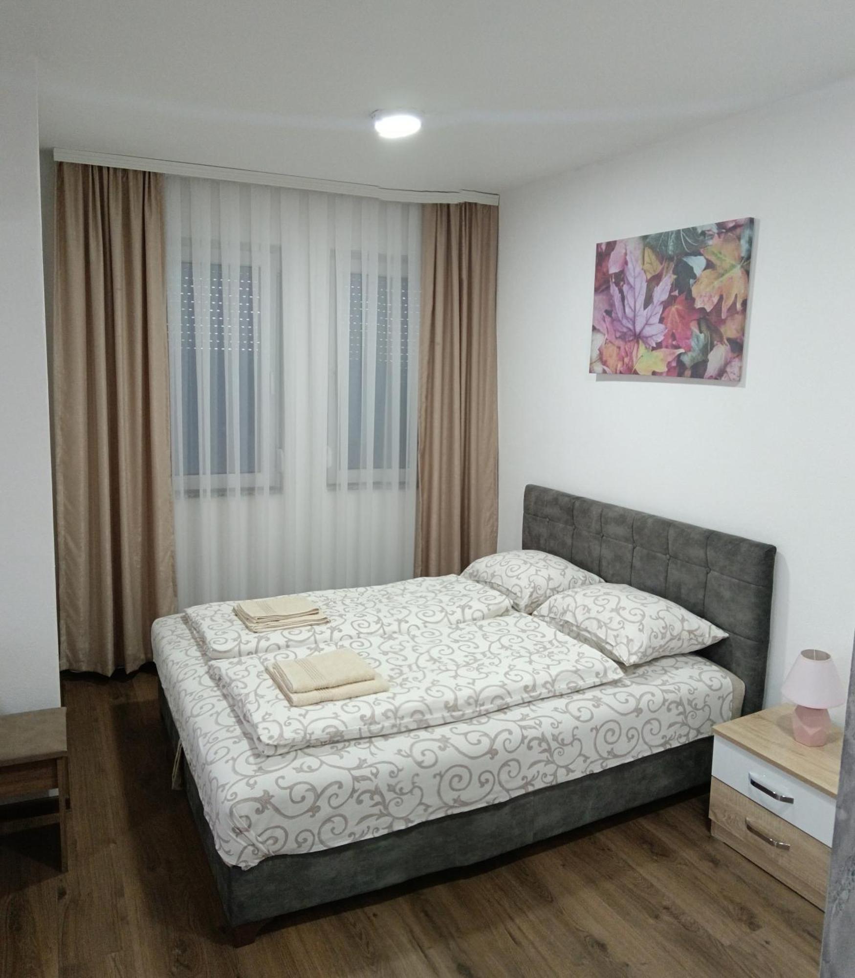 Apartmani Centar Sjenica Εξωτερικό φωτογραφία